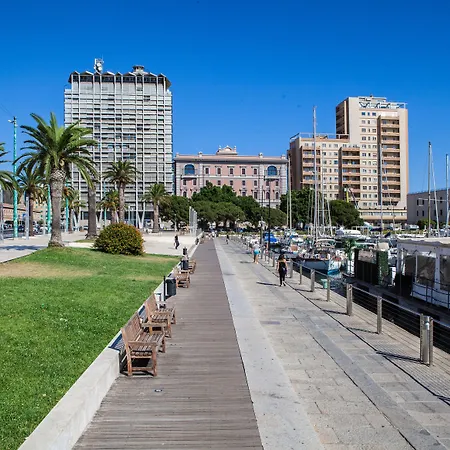 Mani Cagliari