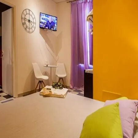 Mani Guest house 2*
